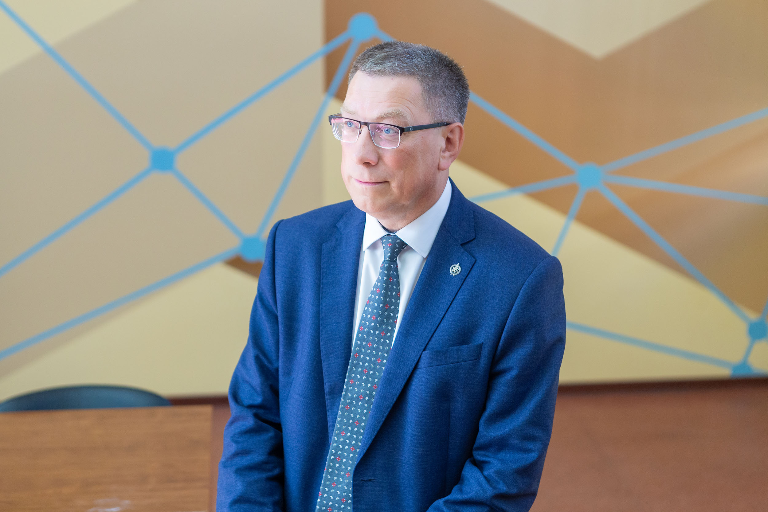 ректор А.Р.Наумов